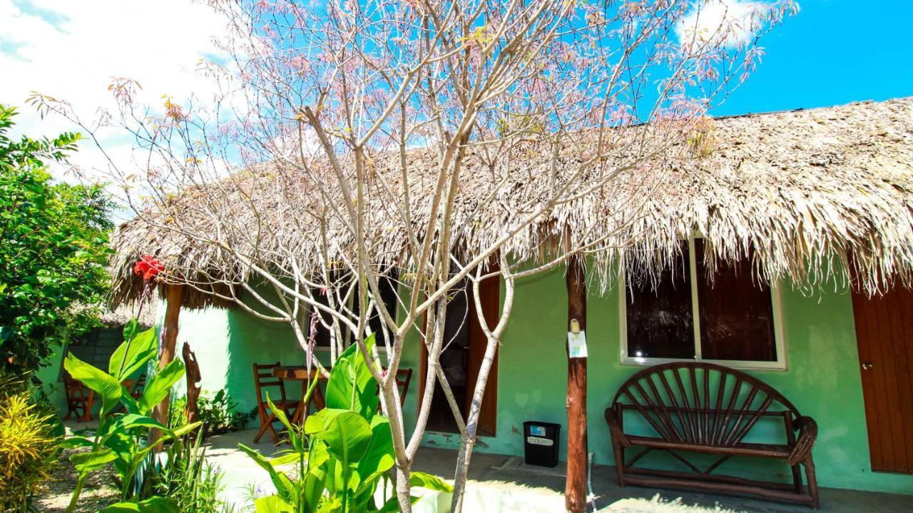 Cabanas Las Palmas Bacalar Exterior photo